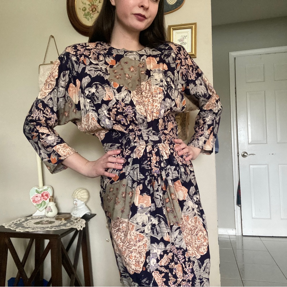 ❧ Vintage Positive Influence Made in U.S.A. Patterned Dress w/ Shoulder Pads ❧